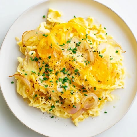 Käse Spaetzle mit Zwiebeln
