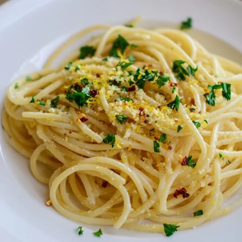 Knoblauch Butter Nudeln Gericht